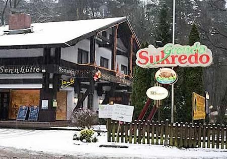 Grando Sukredo Hotel Hamburgo Exterior foto